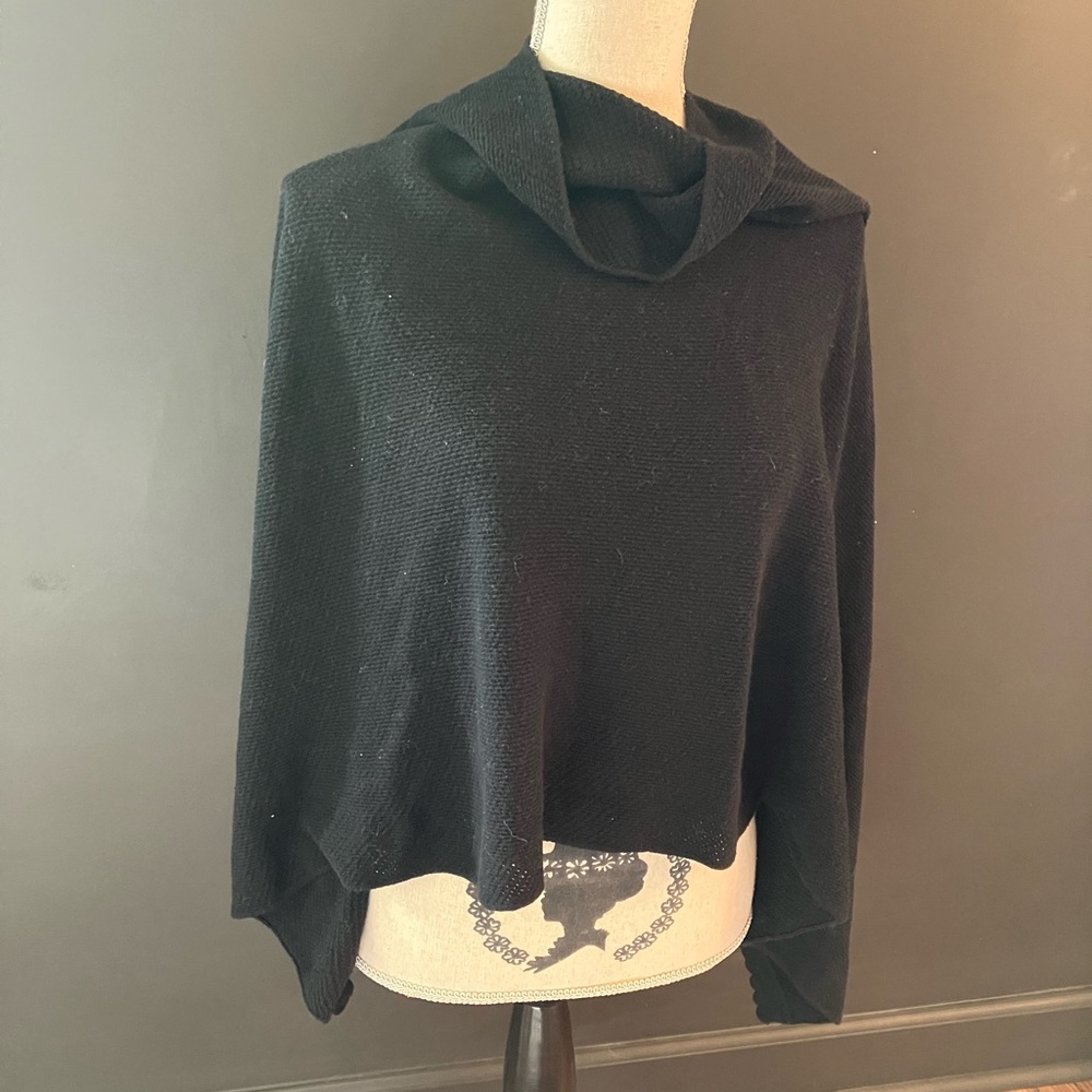 Cocoon by amma Black Nursing Cover